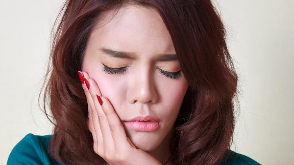 面瘫反复发作究竟是什么原因呢