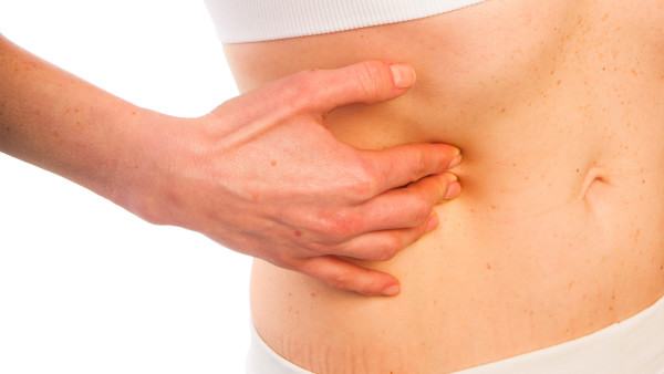 导致克罗恩病发作的因素是什么