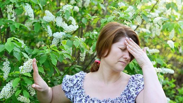 老人脑梗塞后吃不下饭