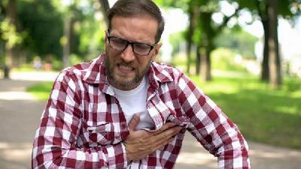 爆发性心肌炎症状